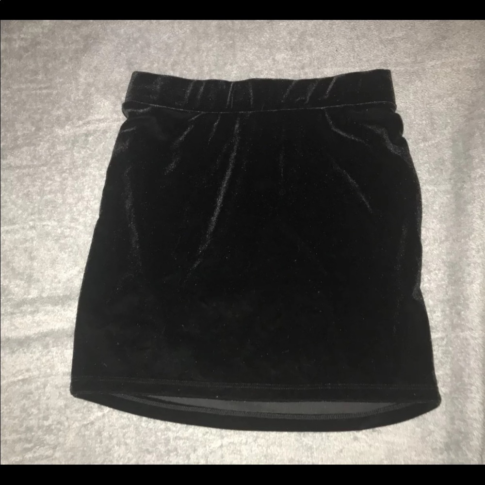 Velour skirt